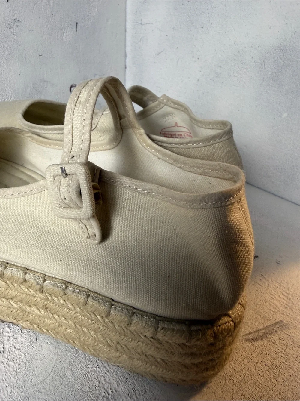 NWOT Women’s Cream Canvas Espadrille Platform Mary Janes